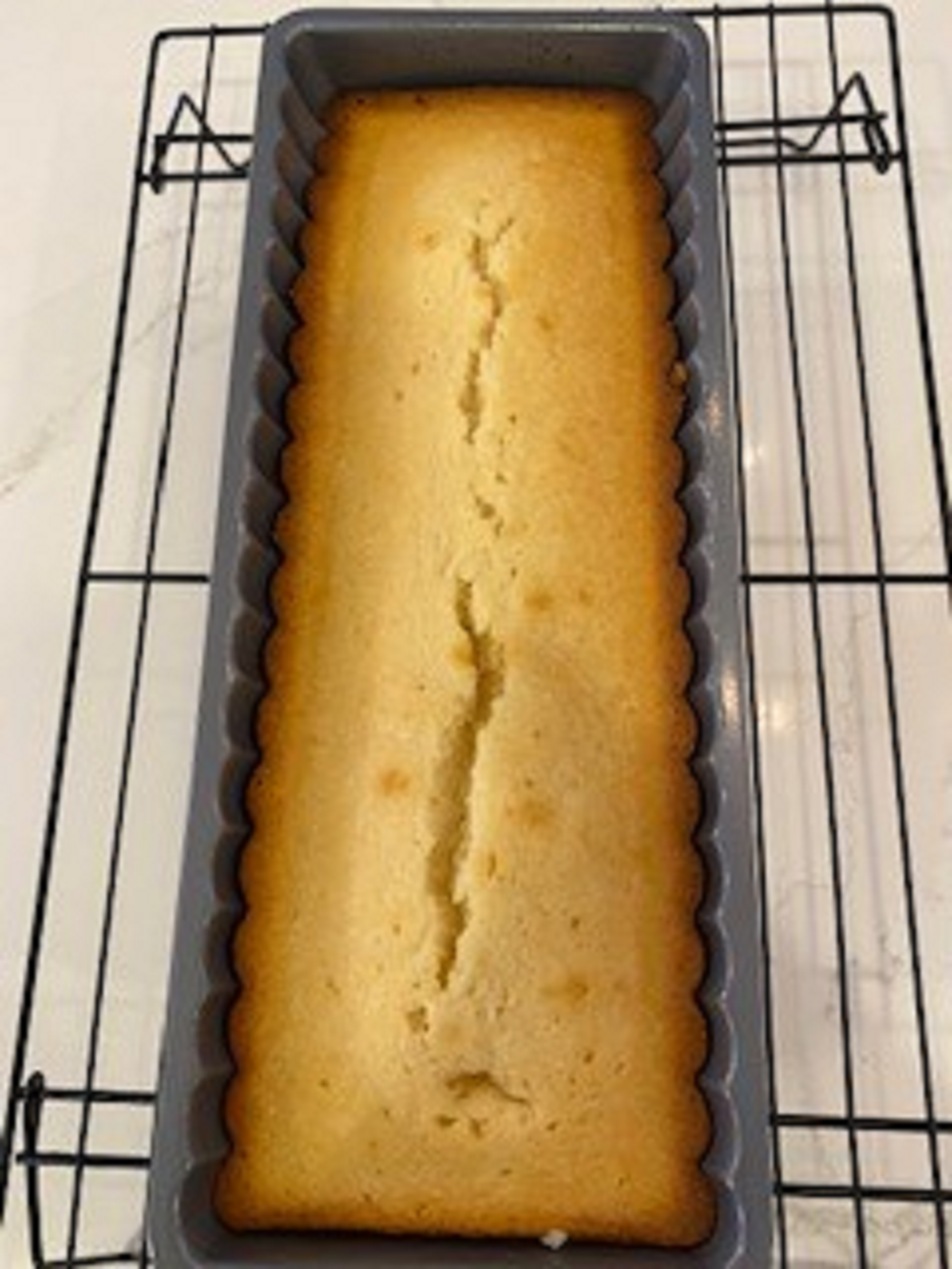 Traditional Scandinavian Loaf Cake – Moist & Aromatic